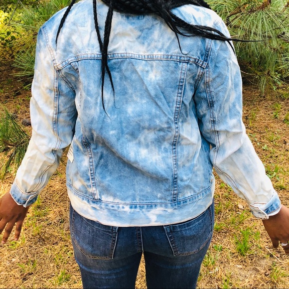 Blue Acid-Washed Denim Jacket - Picture 3 of 4
